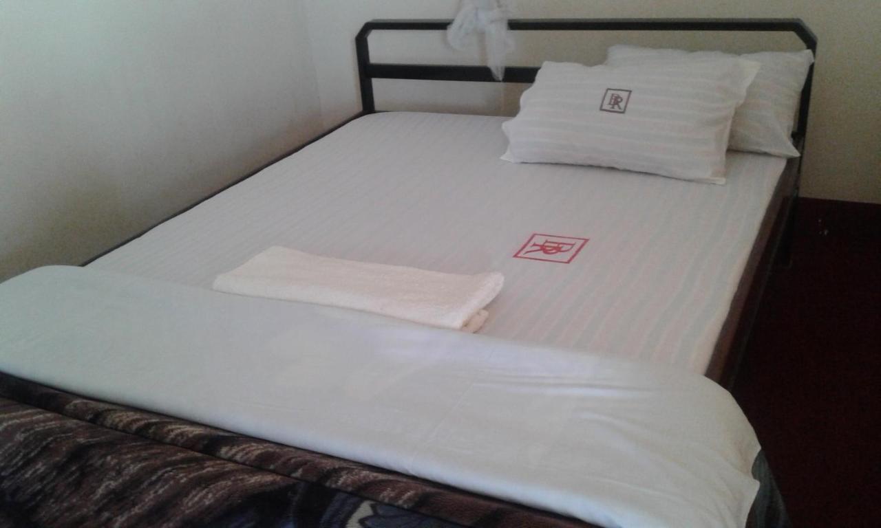Brisk Hotel Triangle 네루 외부 사진